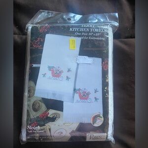 New Christmas “Sleigh” Stamped Embroidery Kit